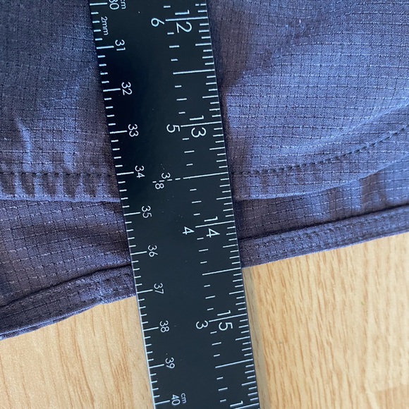 KUHL Women’s Grey Hiking Shorts Size 10 - Picture 5 of 9